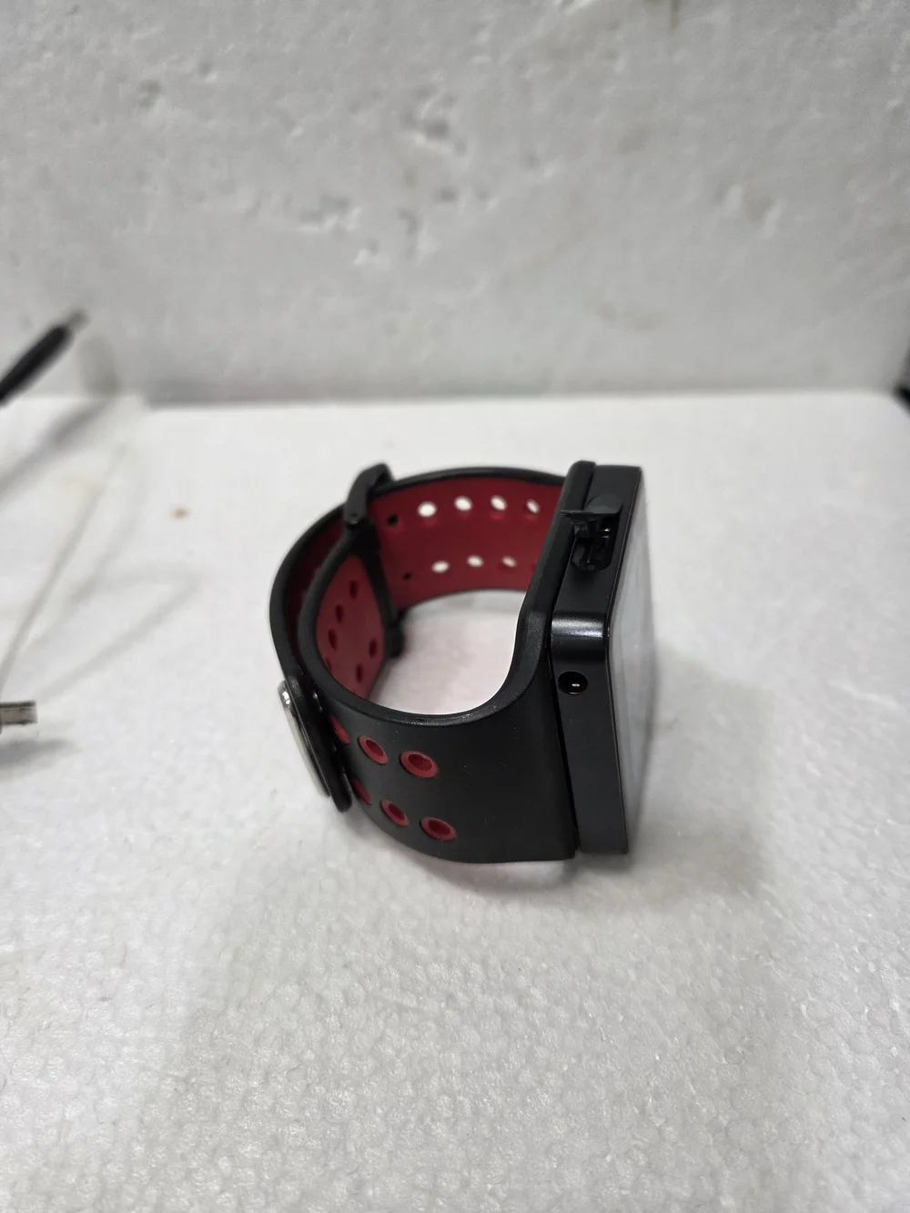 Motorola MOTOACTV 8GB    GPS SPIRTS WATCH + MPV3